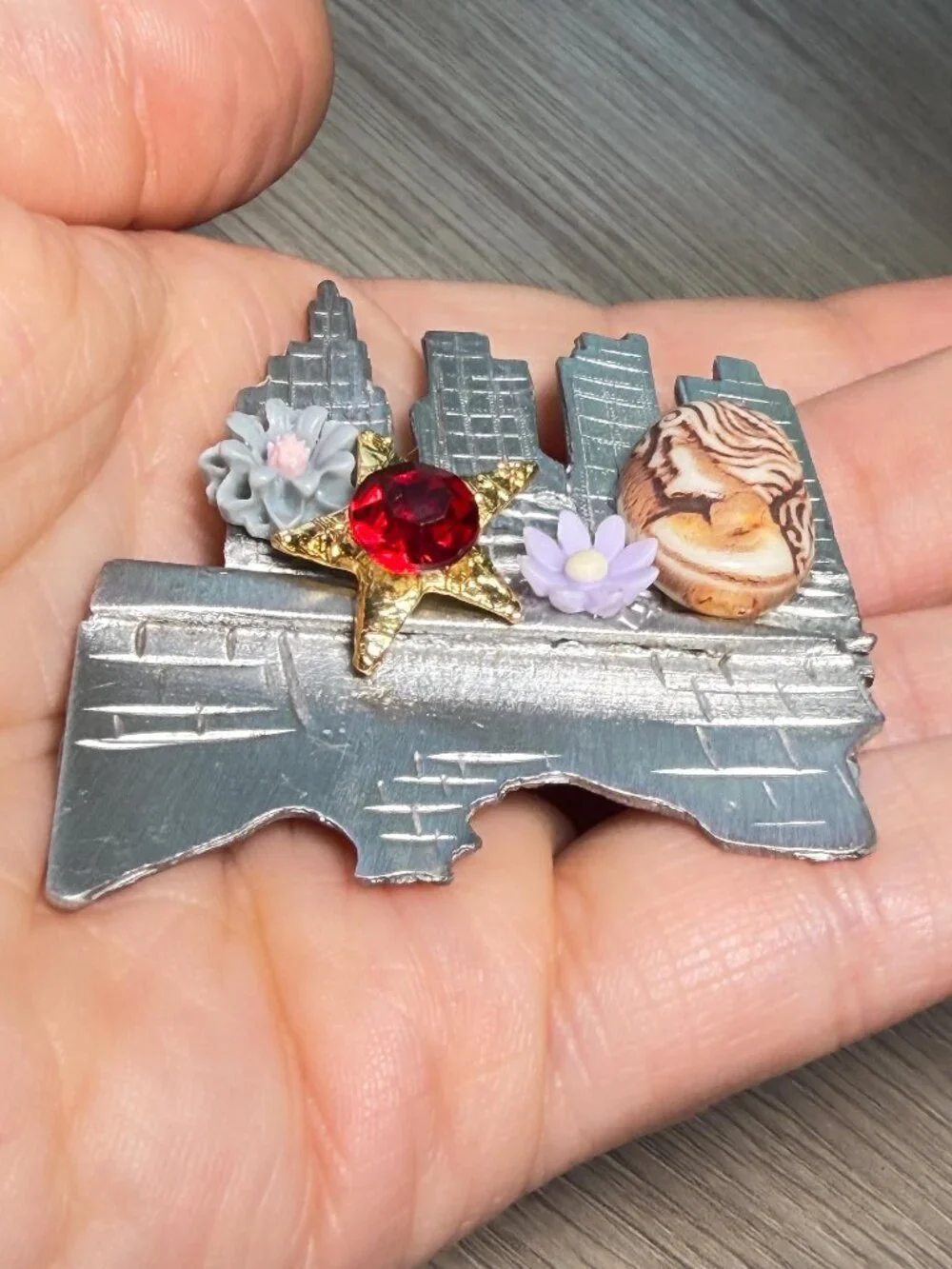 UltraCraft Vintage Cityscape Brooch Handmade Upcycled Cameo Flower Pin